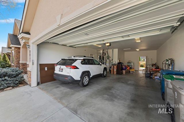 8827 W Sloan Street, Boise, ID 83714