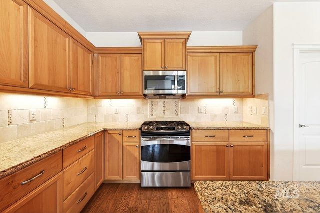 8827 W Sloan Street, Boise, ID 83714