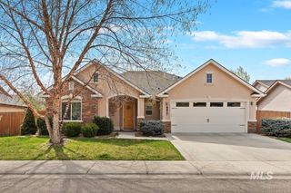 8827 W Sloan Street, Boise, ID 83714