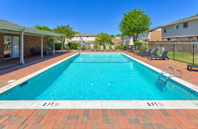 415 Parkdale Drive 16b, Charleston, SC 29414