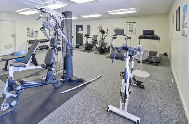 415 Parkdale Drive 16b, Charleston, SC 29414
