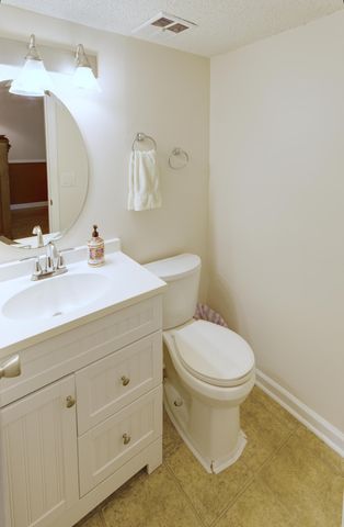 415 Parkdale Drive 16b, Charleston, SC 29414