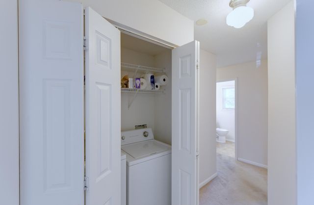 415 Parkdale Drive 16b, Charleston, SC 29414