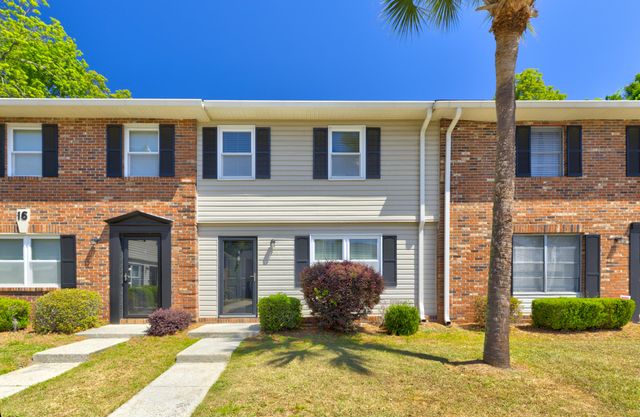 415 Parkdale Drive 16b, Charleston, SC 29414
