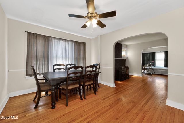 32 Osborne Road, Colonie, NY 12205