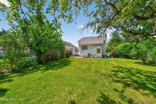 32 Osborne Road, Colonie, NY 12205