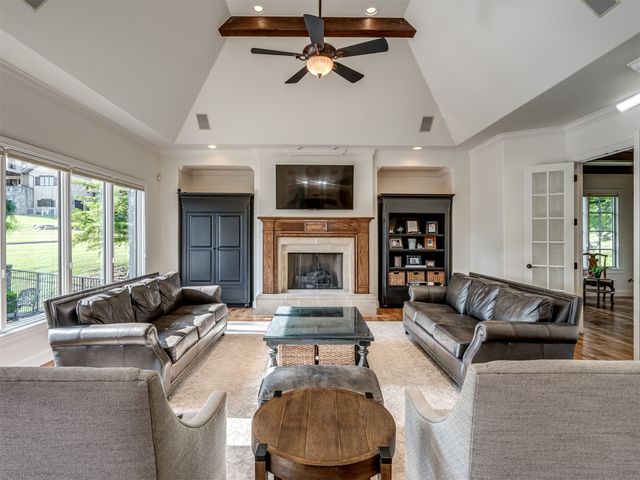 10615 S Fir Avenue, Jenks, OK 74037