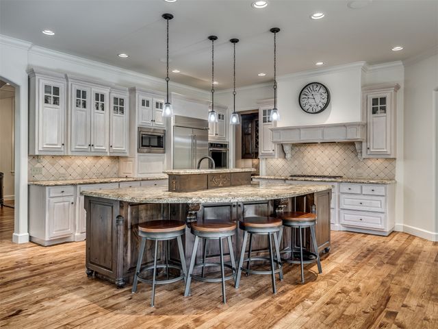 10615 S Fir Avenue, Jenks, OK 74037