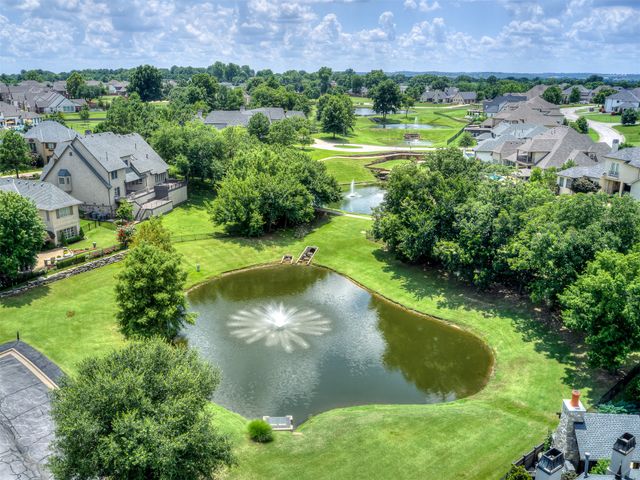 10615 S Fir Avenue, Jenks, OK 74037
