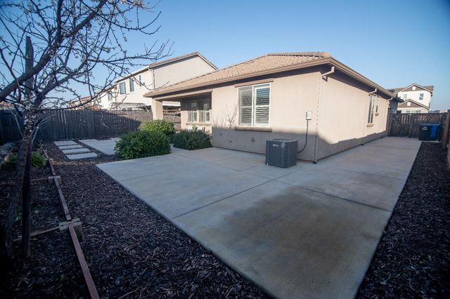 10352 CHARLES MORRIS Way, Elk Grove, CA 95757