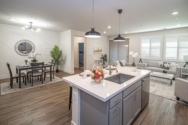 10352 CHARLES MORRIS Way, Elk Grove, CA 95757