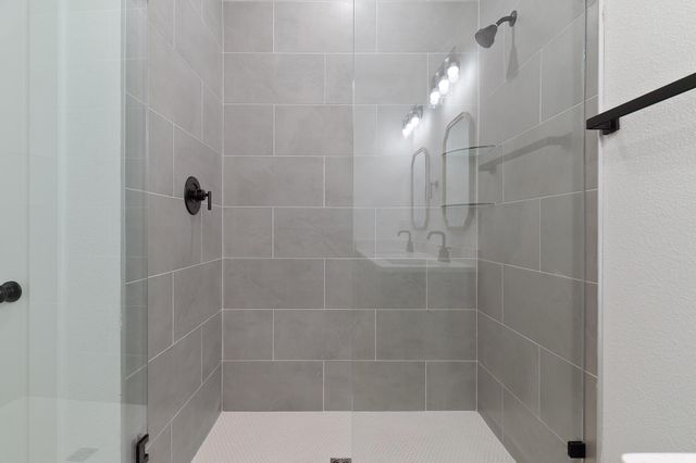 807 S B S Cedar Avenue, Niceville, FL 32578