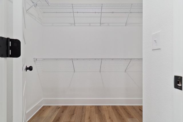 807 S B S Cedar Avenue, Niceville, FL 32578