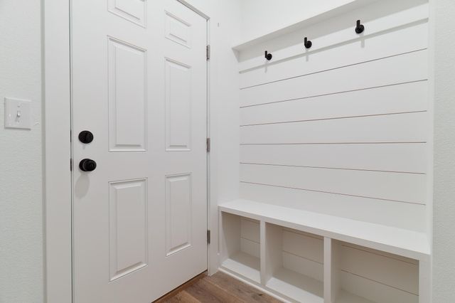 807 S B S Cedar Avenue, Niceville, FL 32578