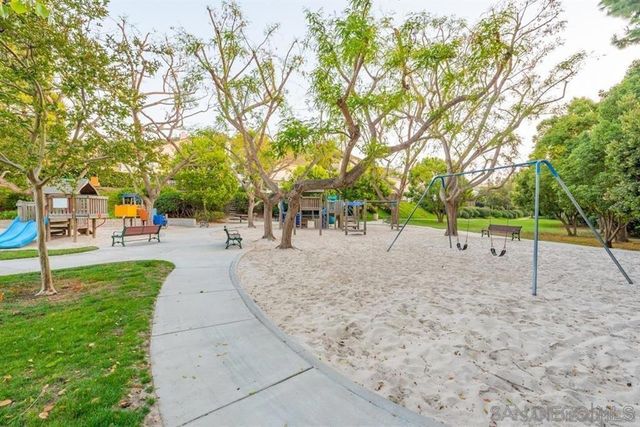 12425 Caminito Valioso, San Diego, CA 92130