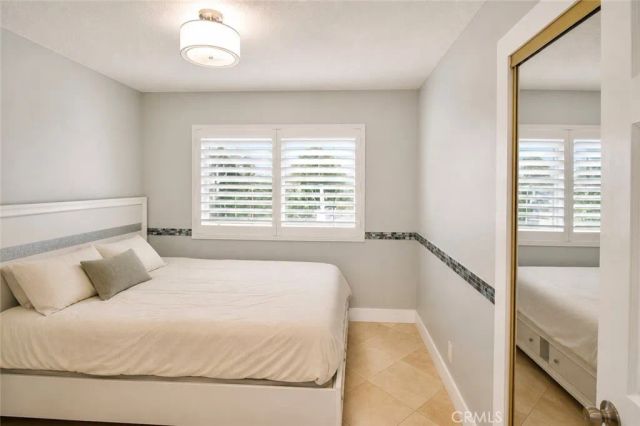 2606 S Poplar, Santa Ana, CA 92704