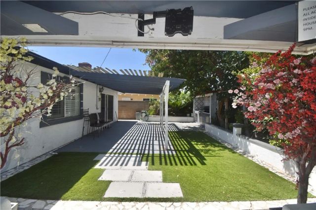 2606 S Poplar, Santa Ana, CA 92704