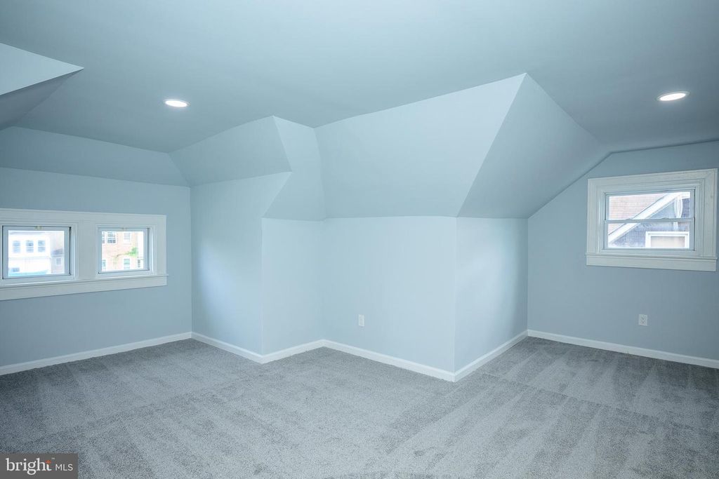 Image 47 of property listing at 3414 GWYNNS FALLS PKWY, Baltimore, MD 21216