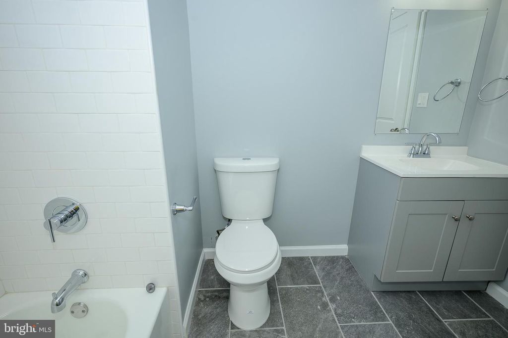 Image 57 of property listing at 3414 GWYNNS FALLS PKWY, Baltimore, MD 21216