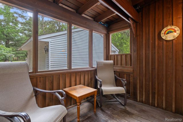 22341 Nancy Avenue, Southfield, MI 48033