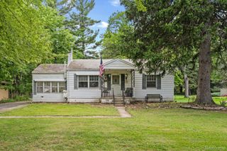 22341 Nancy Avenue, Southfield, MI 48033