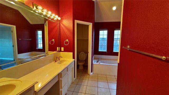6405 Essex Lane, Plano, TX 75024