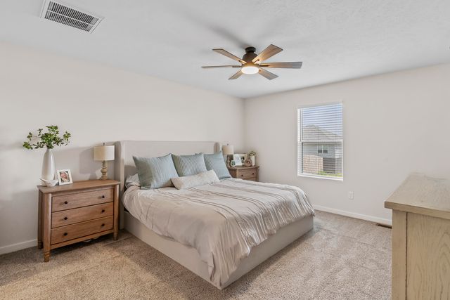 578 W Oak Lawn Street, Rogersville, MO 65742
