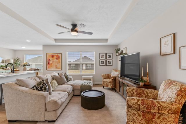 578 W Oak Lawn Street, Rogersville, MO 65742