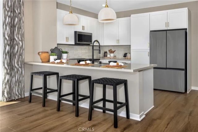 3681 S. Eichler Paseo 7, Ontario, CA 91761
