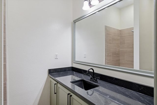 804 S Buffalo Street, Canton, TX 75103