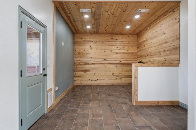 804 S Buffalo Street, Canton, TX 75103