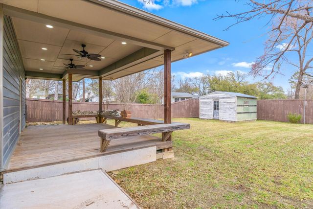 804 S Buffalo Street, Canton, TX 75103