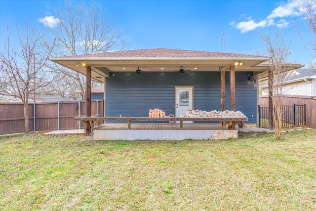 804 S Buffalo Street, Canton, TX 75103