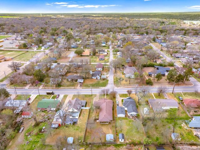 804 S Buffalo Street, Canton, TX 75103