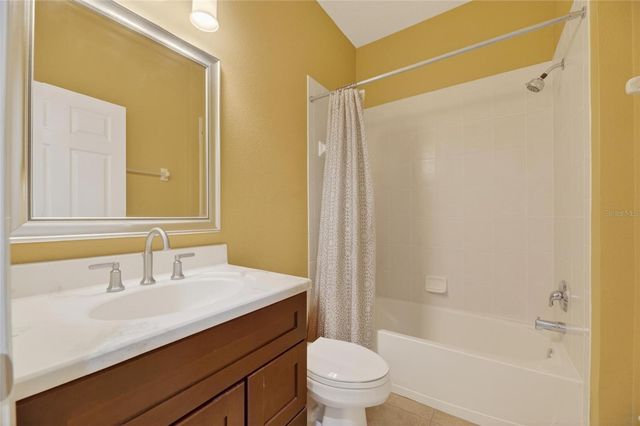 5667 SUNSET FALLS DRIVE, Apollo Beach, FL 33572