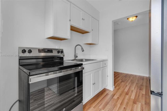 6340 Dawson Street, Hollywood, FL 33023