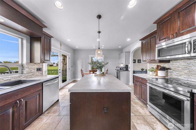 17645 McLean Road, Mount Vernon, WA 98273