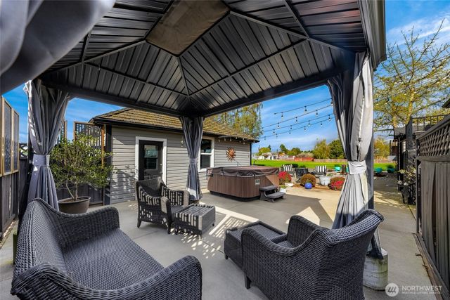 17645 McLean Road, Mount Vernon, WA 98273