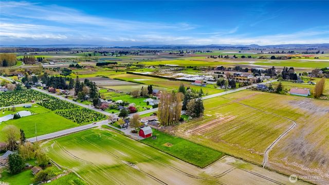 17645 McLean Road, Mount Vernon, WA 98273