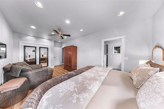17645 McLean Road, Mount Vernon, WA 98273