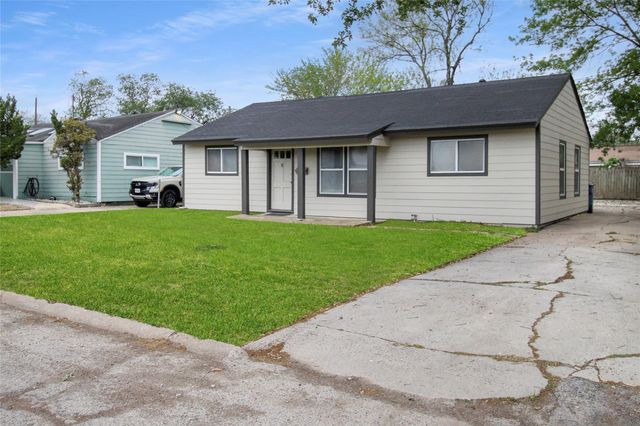 905 Longley Street, South Houston, TX 77587