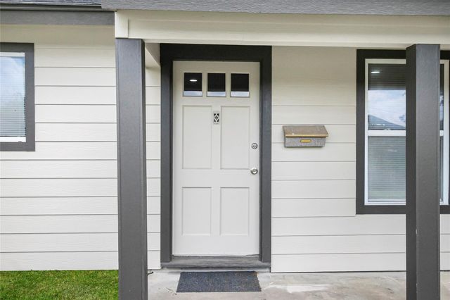 905 Longley Street, South Houston, TX 77587