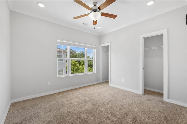 2021 Ocean Dr NW, Atlanta, GA 30318