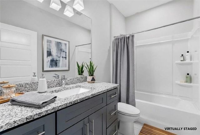 2021 Ocean Dr NW, Atlanta, GA 30318