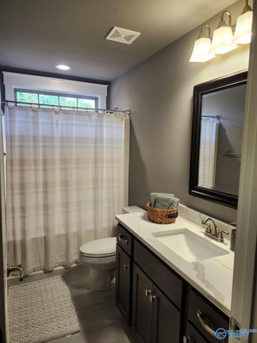 20167 Executive Drive, Athens, AL 35671