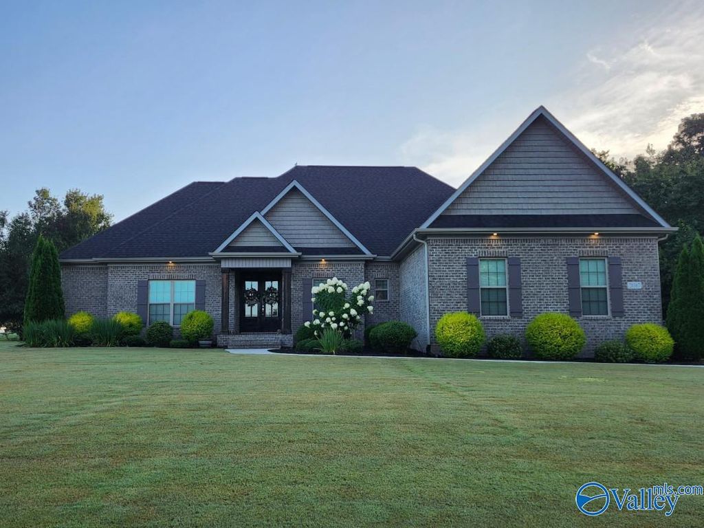 20167 Executive Drive, Athens, AL 35671