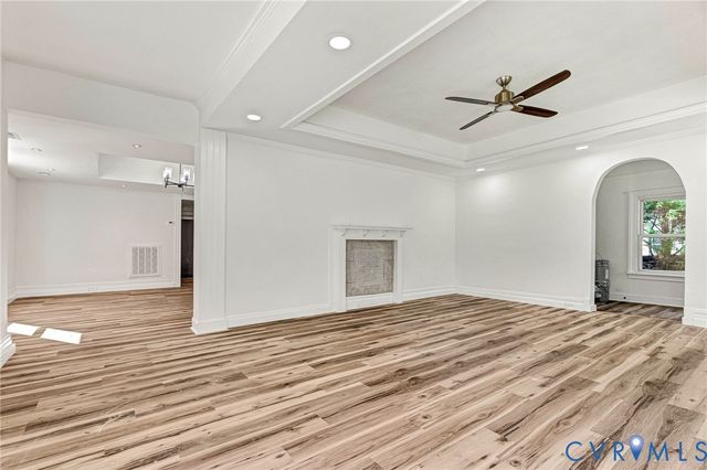 17033 N Telegraph Rd, Doswell, VA 23047
