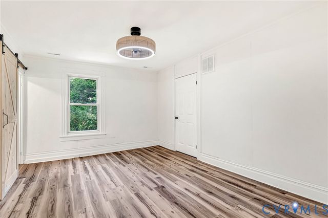 17033 N Telegraph Rd, Doswell, VA 23047
