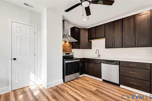 17033 N Telegraph Rd, Doswell, VA 23047
