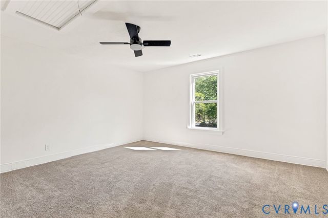17033 N Telegraph Rd, Doswell, VA 23047